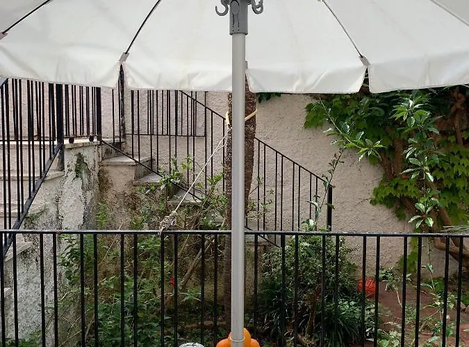 Casa Nenna, Centro Di Forio