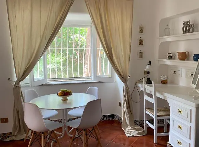 Casa Nenna, Centro Di Forio *