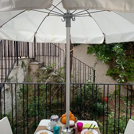 Casa Nenna, Centro Di Forio