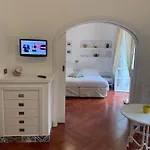 Casa Nenna, Centro Di Forio
