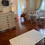 Casa Nenna, Centro Di Forio 아파트 *