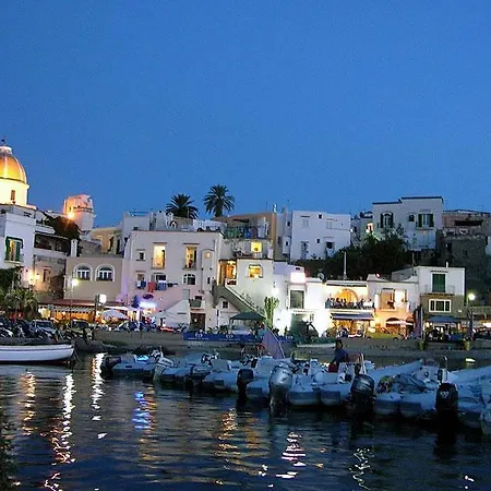 Casa Nenna, Centro Di Forio *